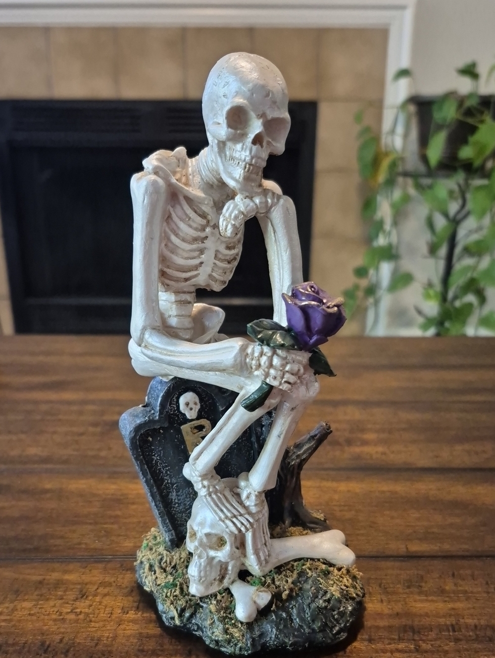 Halloween Decorative White Skeleton Figurine with Purple Rose